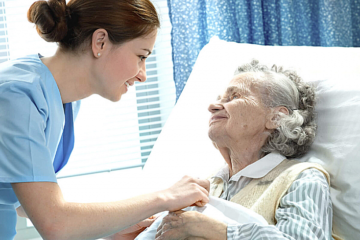 Услуги сиделки